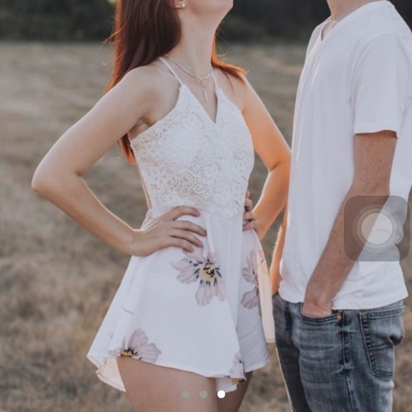 RESTOCKED Floral Lace Backless Summer VNeck Romper - Picture 2 of 7